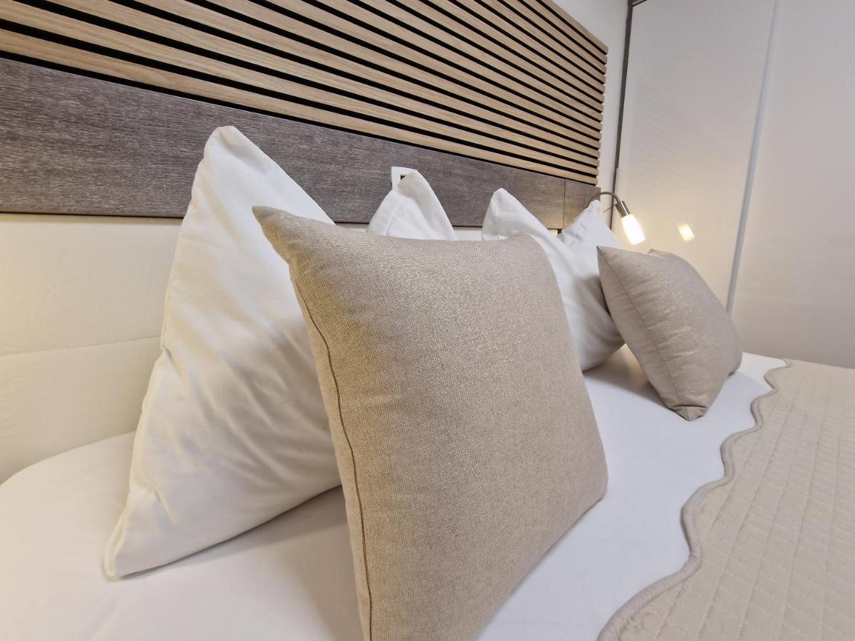 פטרצ'אנה Residence-Apartment-Giuliano-Punta Skala, מראה חיצוני תמונה
