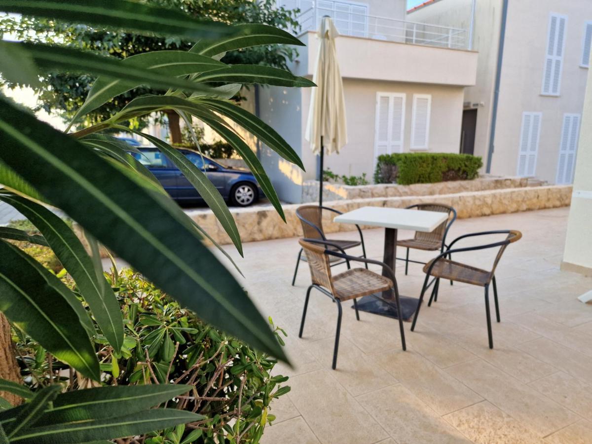 פטרצ'אנה Residence-Apartment-Giuliano-Punta Skala, מראה חיצוני תמונה